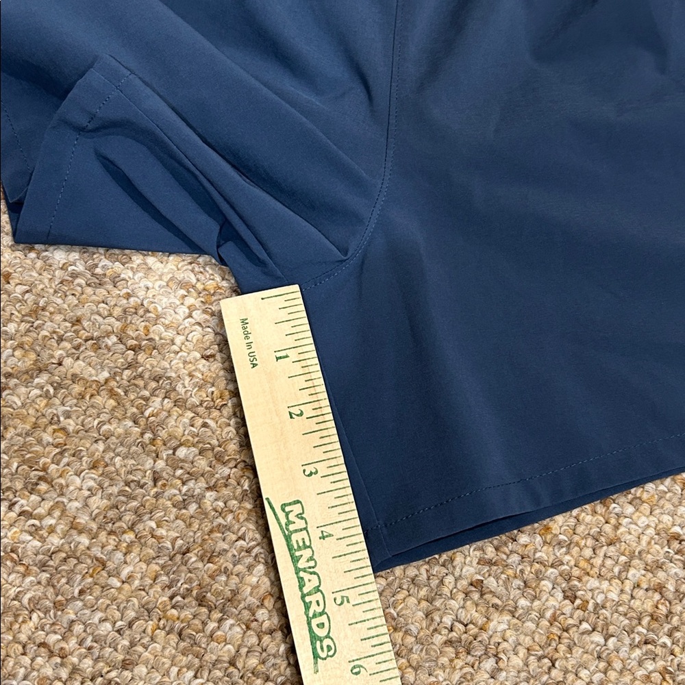 The North Face Women’s M Wander Athletic Lined Shorts Logo Waistband zip pocket - Picture 9 of 11